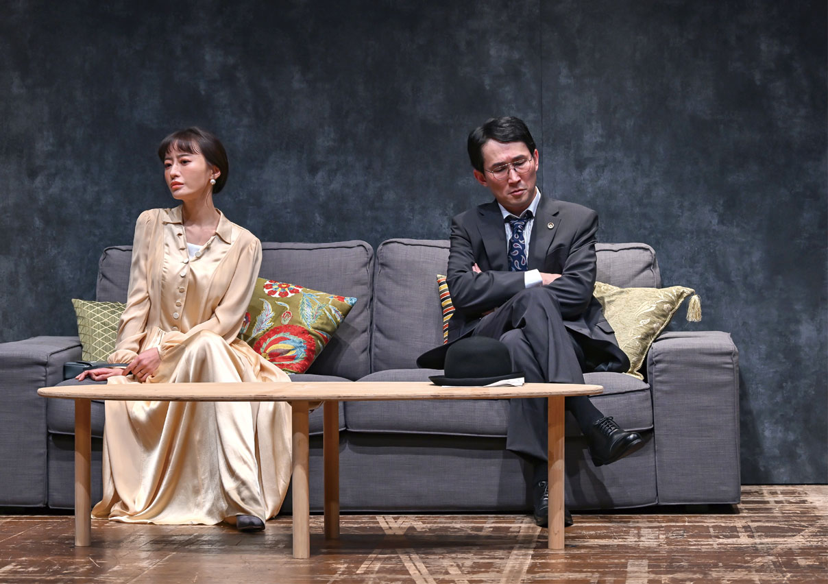 KAAT×城山羊の会『勝手に唾が出てくる甘さ』 撮影:益永 葉