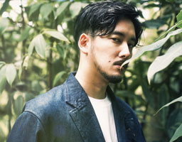 長塚健斗