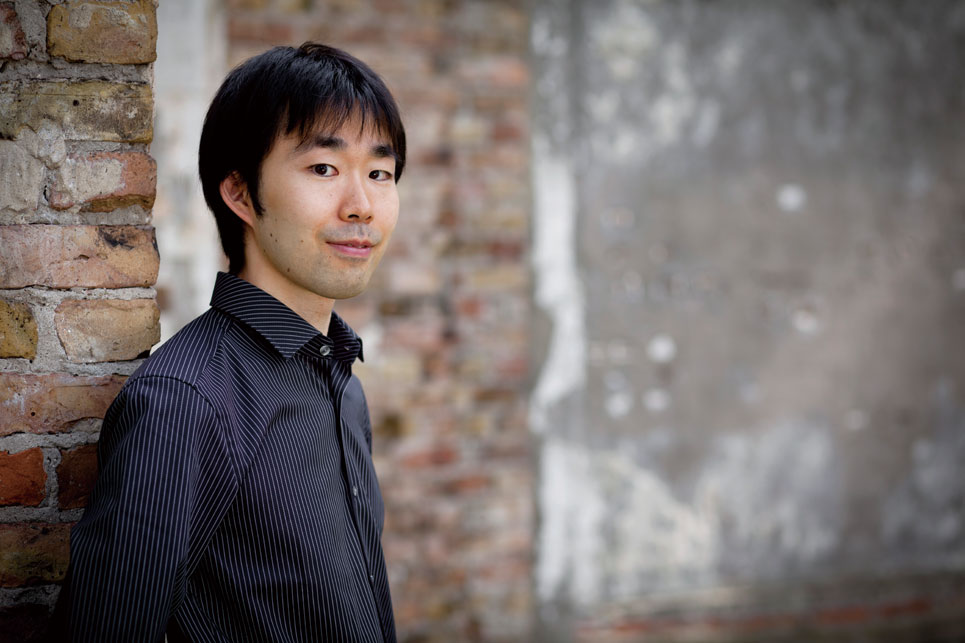 津田裕也（ピアノ） ©Christine Fiedler