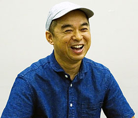 作・演出：横山拓也