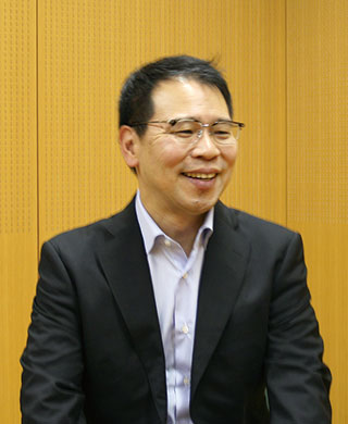 Interview 外囿祥一郎