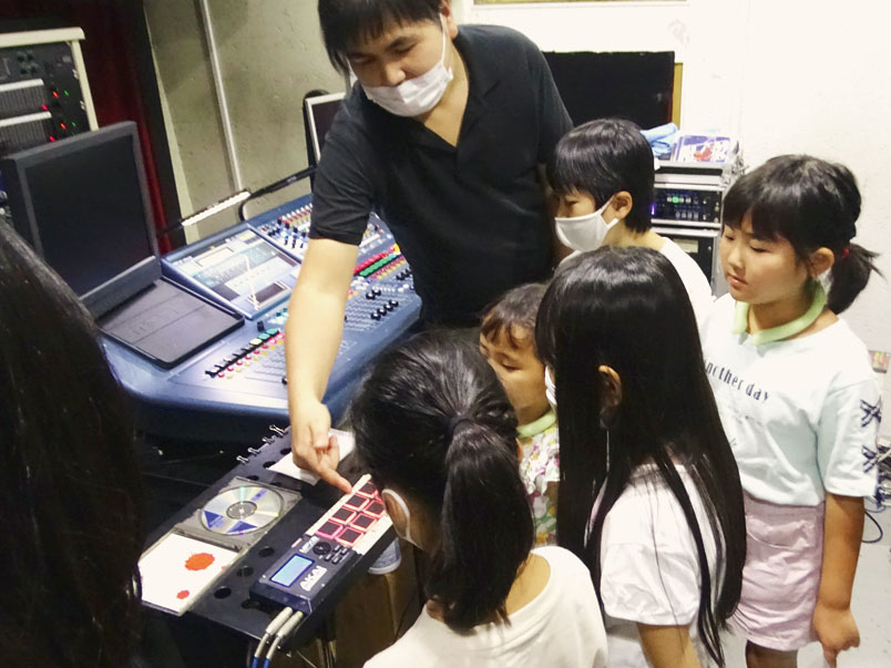 音響調整室の見学