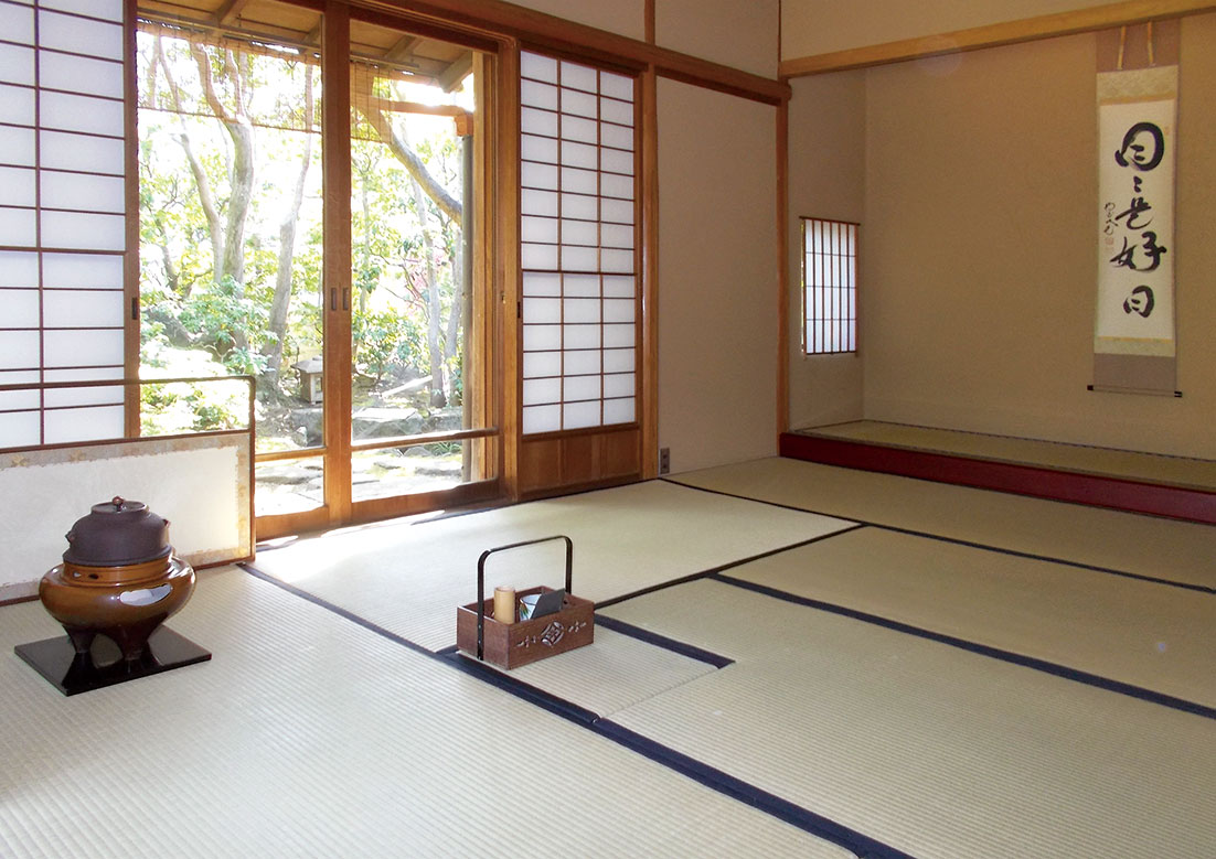 井心亭でお茶を楽しむ会(昼のお茶会)第2回 井心亭でお茶を楽しむ会(昼のお茶会)第2回